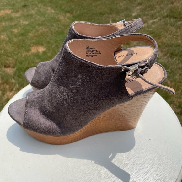 Nine West platform wedges. - Picture 3 of 7